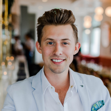 estate agent 4.jpg